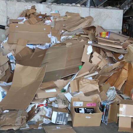 Kunststoff- und Papierverwertung